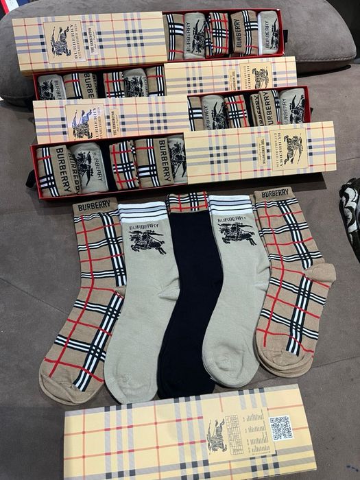 Ароматизирани чорапи на Berberry ,Boss Hugo ,Tommy hilgiget ,philipp