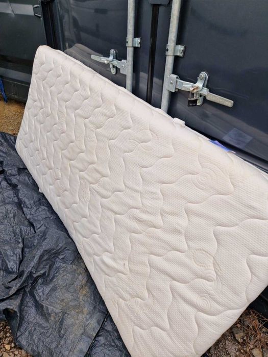 Vănd saltea 160x200cm, 399 ron,la Oradea