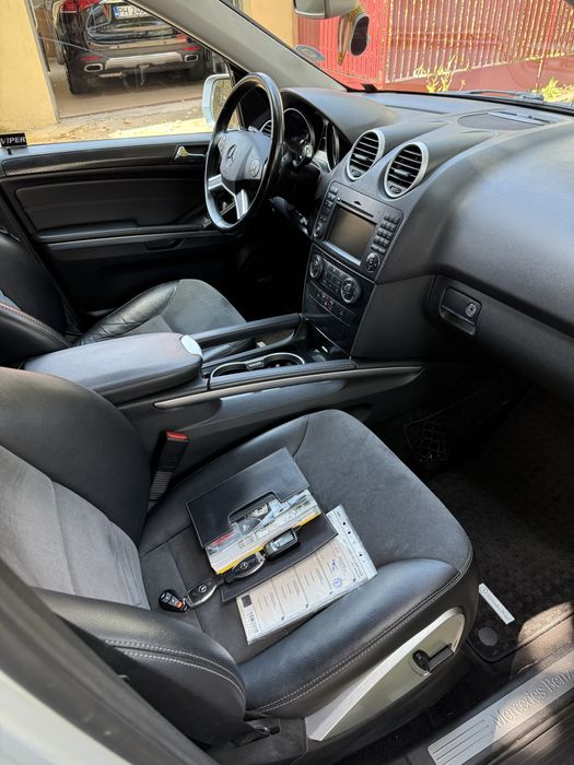 Mercedes ML 300 Blue efficiency unic propieter in RO istoric Autoklass