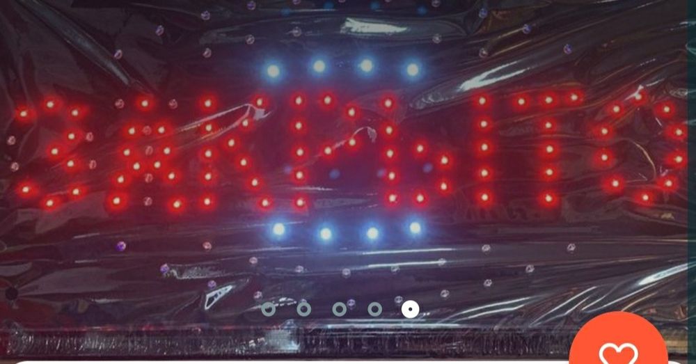 Табличка открыта