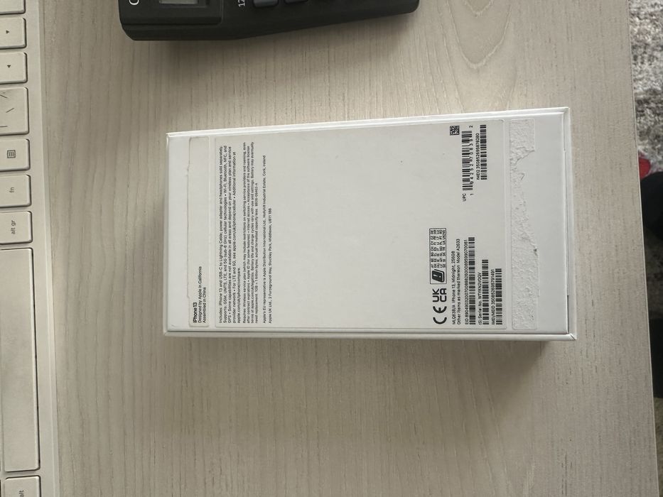 iPhone 13 256 + iPhone 7 red 128