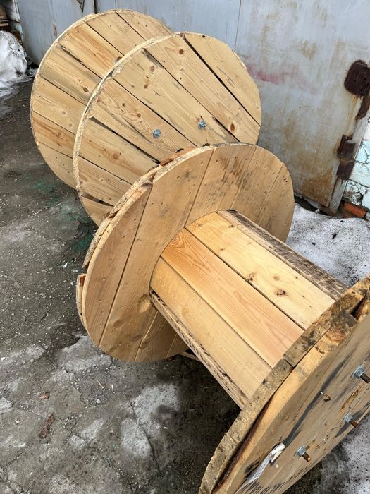 Катушки кабельные деревянные(барабаны)