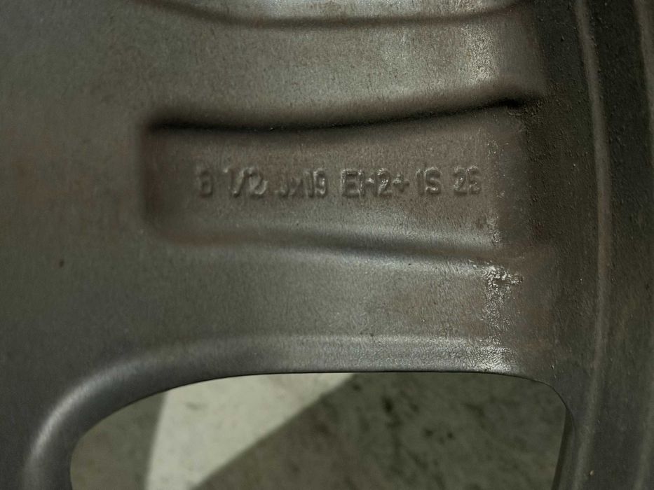 Jante OEM BMW Style 251 R19 5x120 cu anveloape iarna