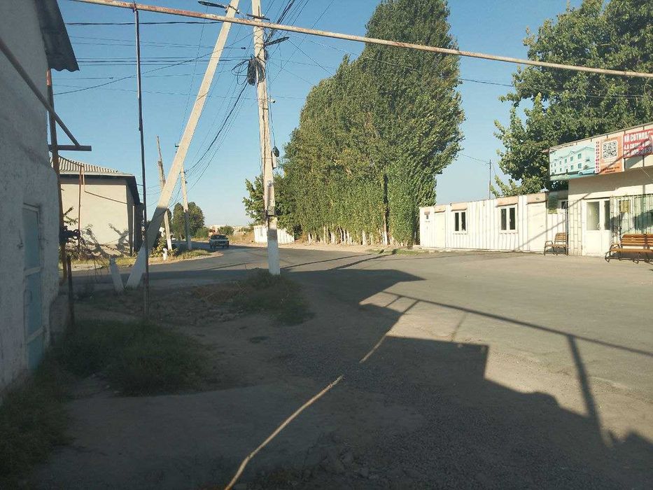 45 сотих ер Шлакаблок цех офислари бн.   нархи 5900  сотихи