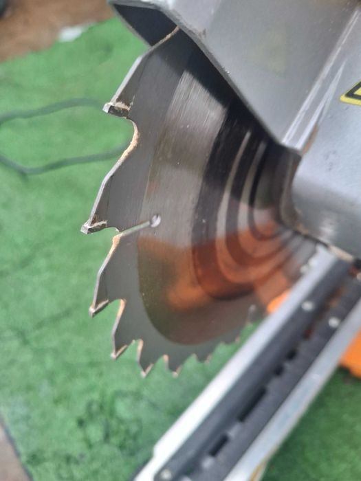 Настолен циркуляр