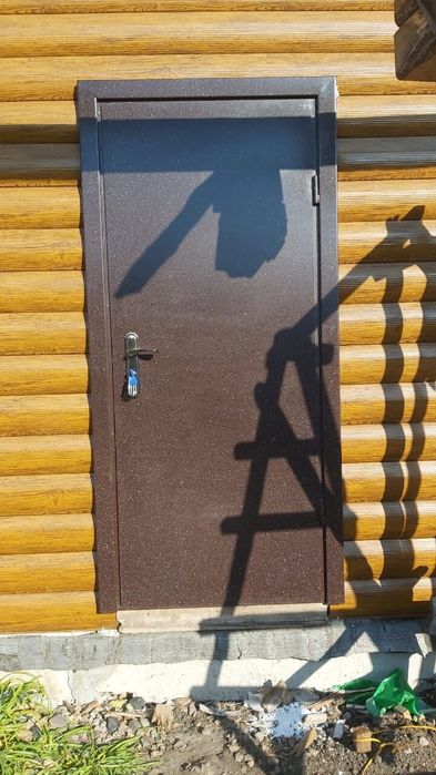 Двери металлические