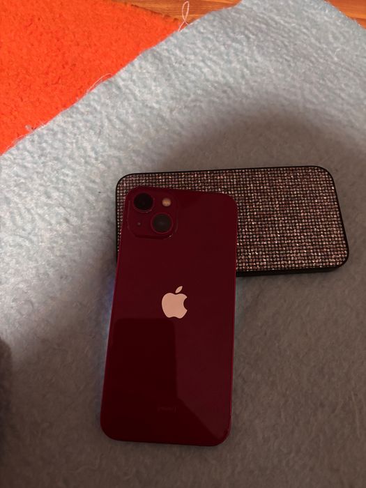 Vând iphone 13 in stare foarte buna!