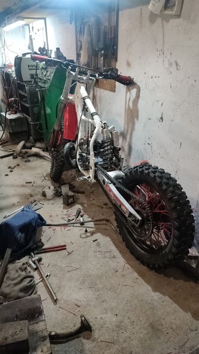 Piese honda cr250