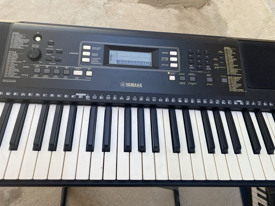 Синтезатор.