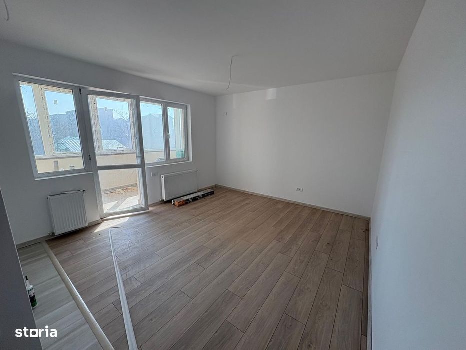 Apartament 3 camere, metrou Aparatorii Patriei