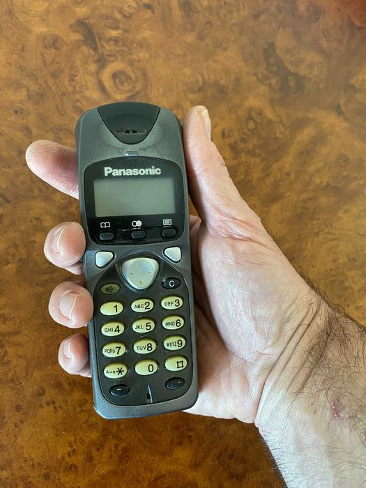 Безжични DECT телефони