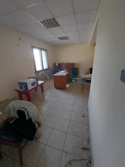 Продава се Промишлена сграда в Търговище, Промишлена зона - 10000 кв.м за 200 €/кв.м - Снимка #13