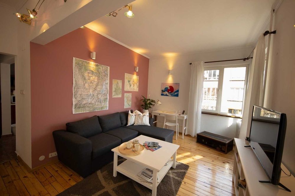 Дава се под наем Двустаен апартамент в София, Център - 65 кв.м за 850 € - Снимка #3