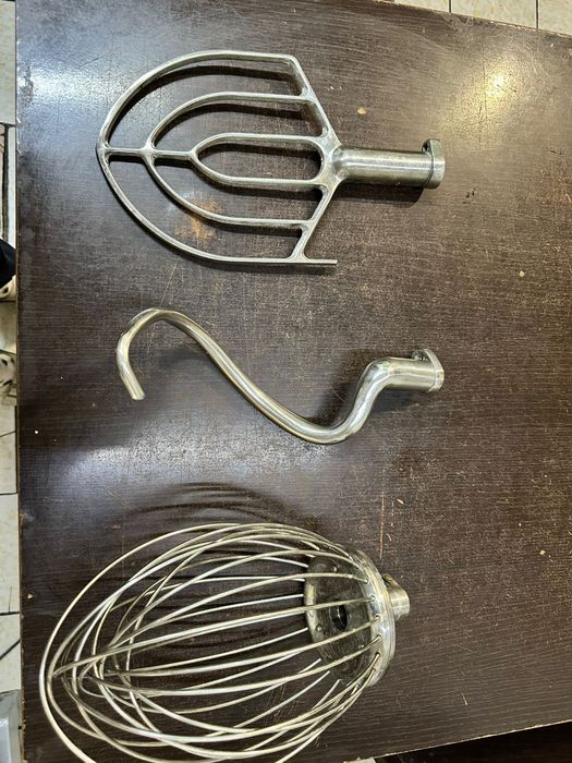 Тестомесь миксер б/у