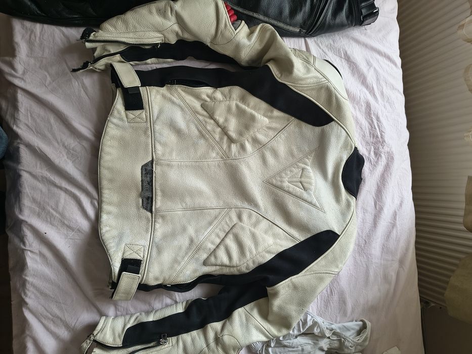 Costum moto Daineese piele (cea mai inalta calitate)