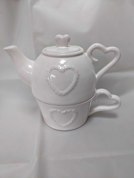 Set "Tea for One" Disraeli Pure Heart - ceramică albă - ca nou