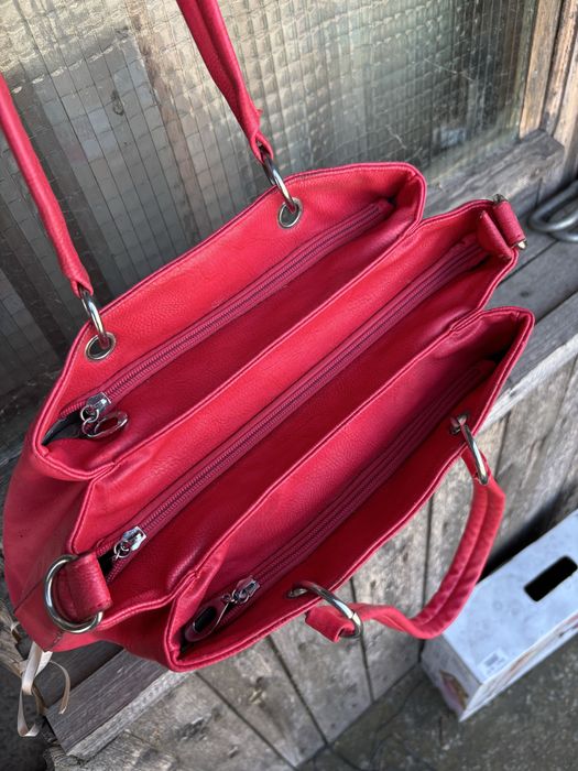 Дамски чанти.