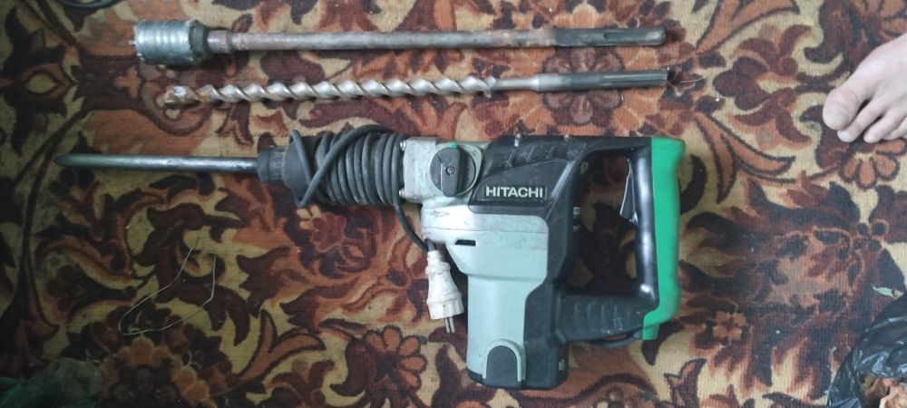 Продам перфоратор