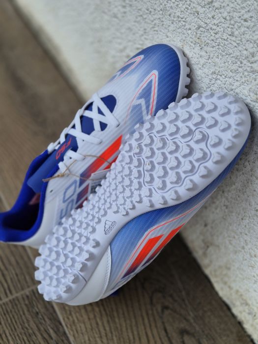 Adidas F50 Club Astro Turf mărime 43 noi in cutie