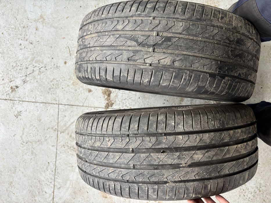 Vând 2 Roti, Jante originale Audi pe 17 cu cauciucuri de vară