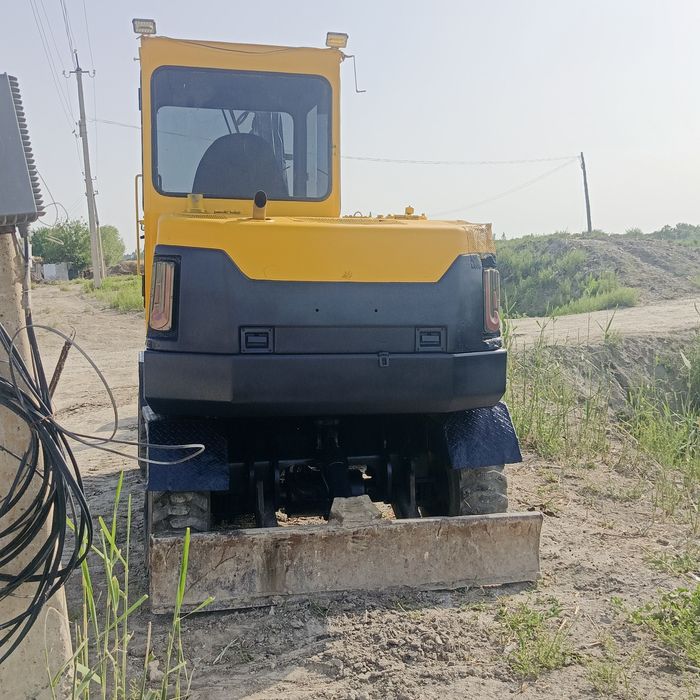 Екискаватор 55 1998 йил.