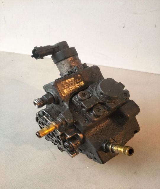 Pompa inalta presiune 1.6 TDI 0445010102 Peugeot 307 prima generatie