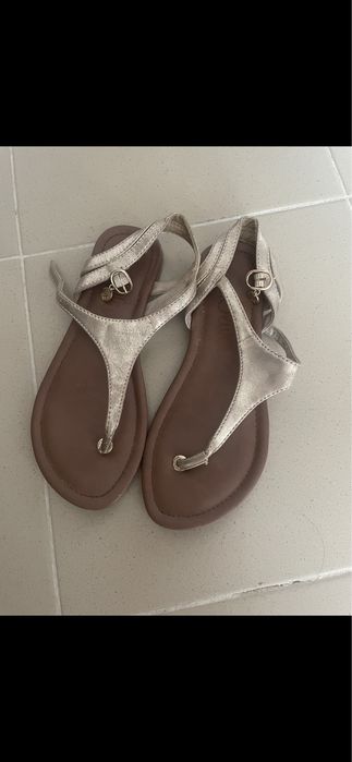Incaltaminte: sandale si pantofi ( o’liver)