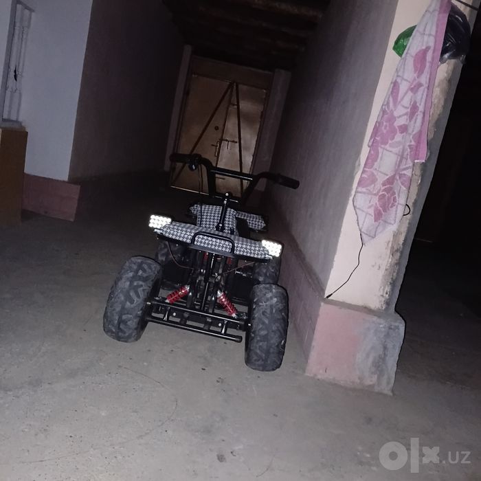 Квадрацикл токда ишлайдиган сотилади 12 йош тепаси катталар  бемалол у
