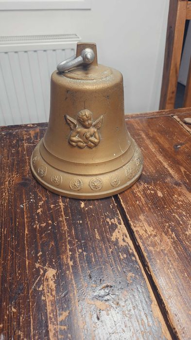 Clopot din bronz