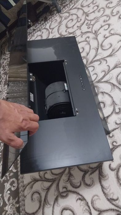 Кухонная вытяжка