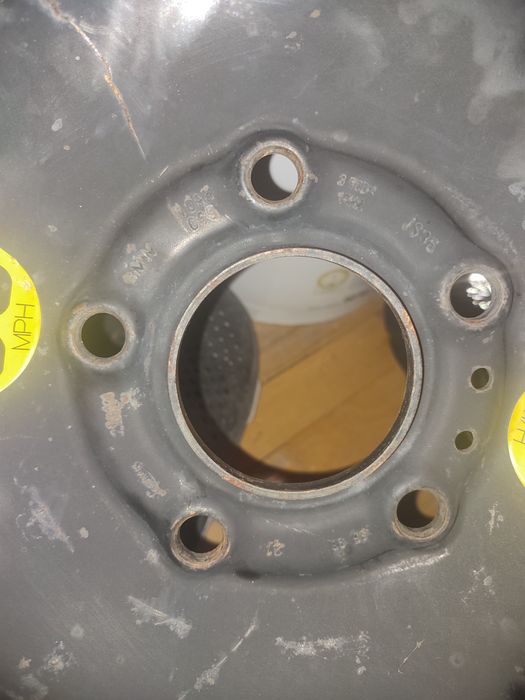 Патерица 125/90 R15 Continental