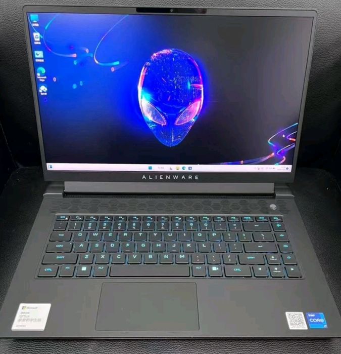Ноутбук Alienware m15