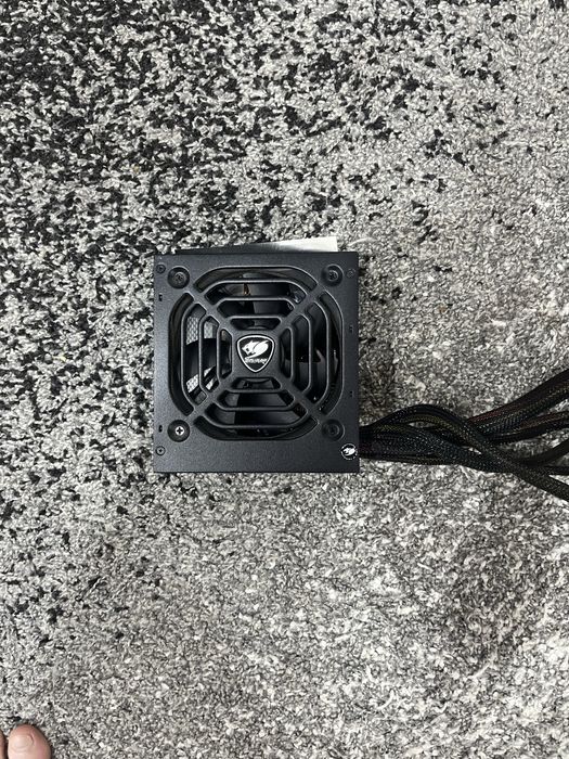 Блок питания Cougar STX750