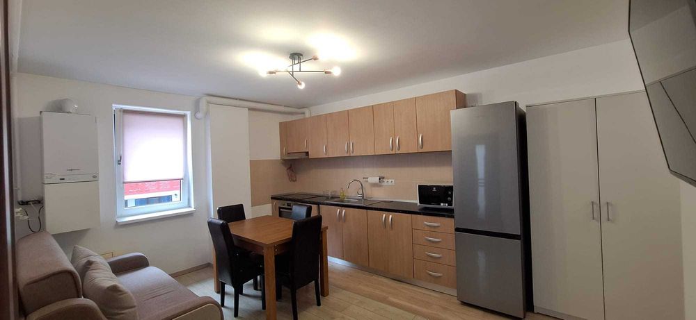 PF închiriez apartament cu 2 camere si bucatarie decomandate 53,5 mp