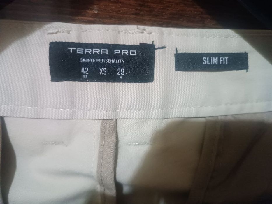 Брюки светлые мужские