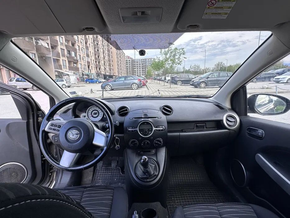 Mazda 2 2009 75к