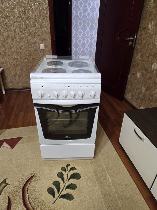 Продам электроплиту в хорошем состоянии