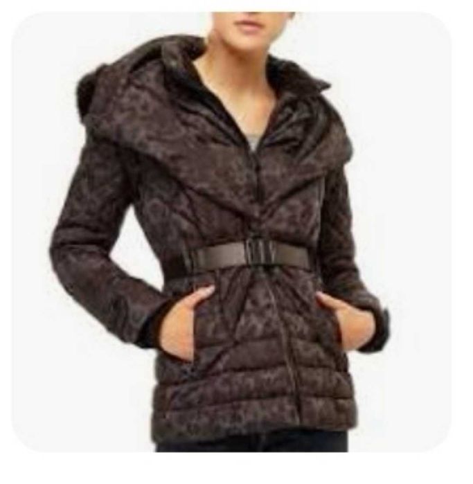 Оригинално зимно яке Guess