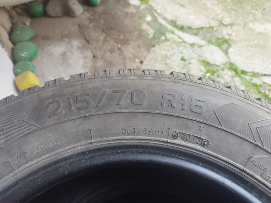 Продавам зимни гуми Savero 215/70/16