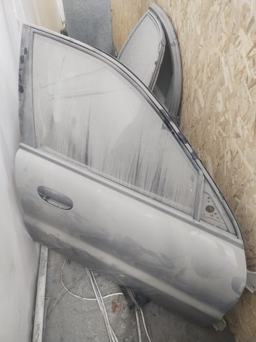 Продам двери на Шевроле Ланос