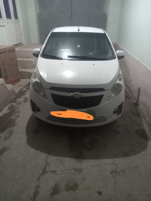 Срочно сотилади спарк