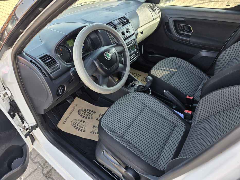 SKODA Roomster 2012 — imagine 5