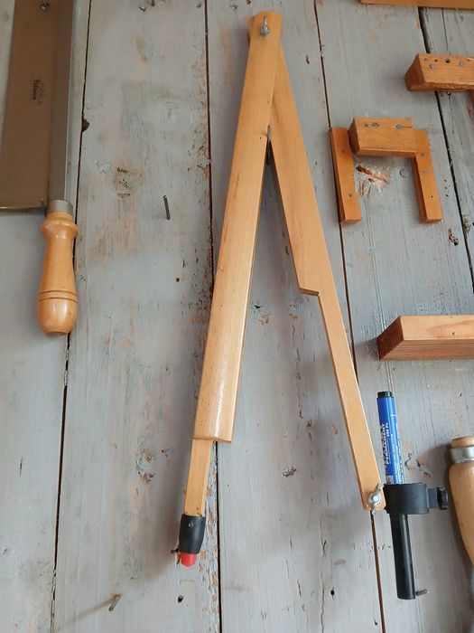 банциг , ножове за фреза, длета, стеги, менгеме,инструменти