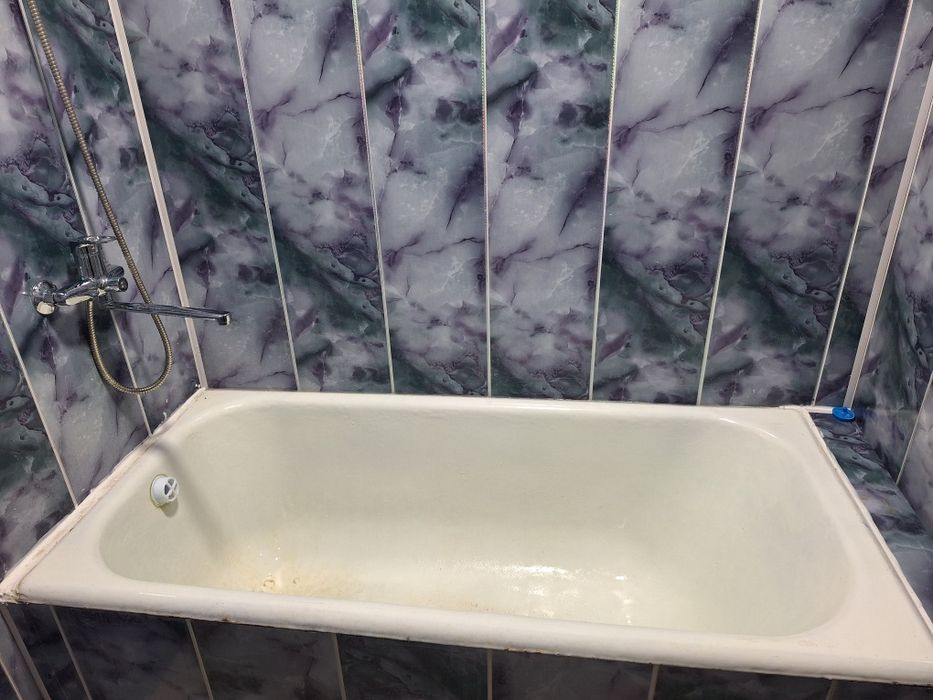 Продаётся  2 комнатная