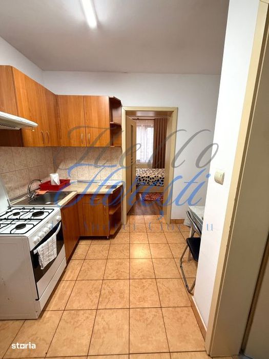 Garsoniera 30 mp, Iris