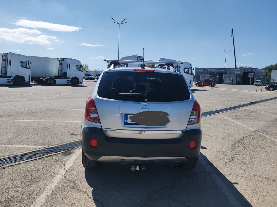 Продавам Opel Antara
