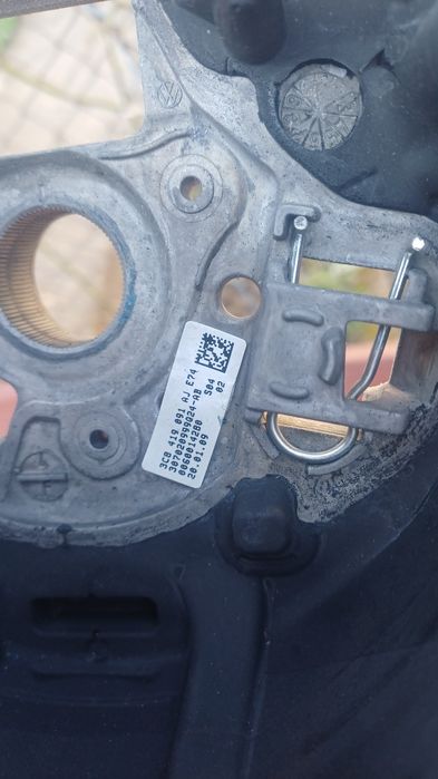 Мултиволан за пасат б7,CC golf 6