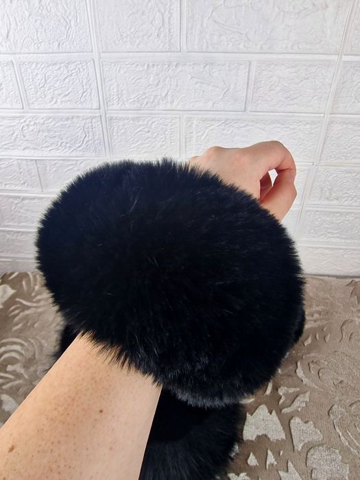 Шапка и маншети еко косъм