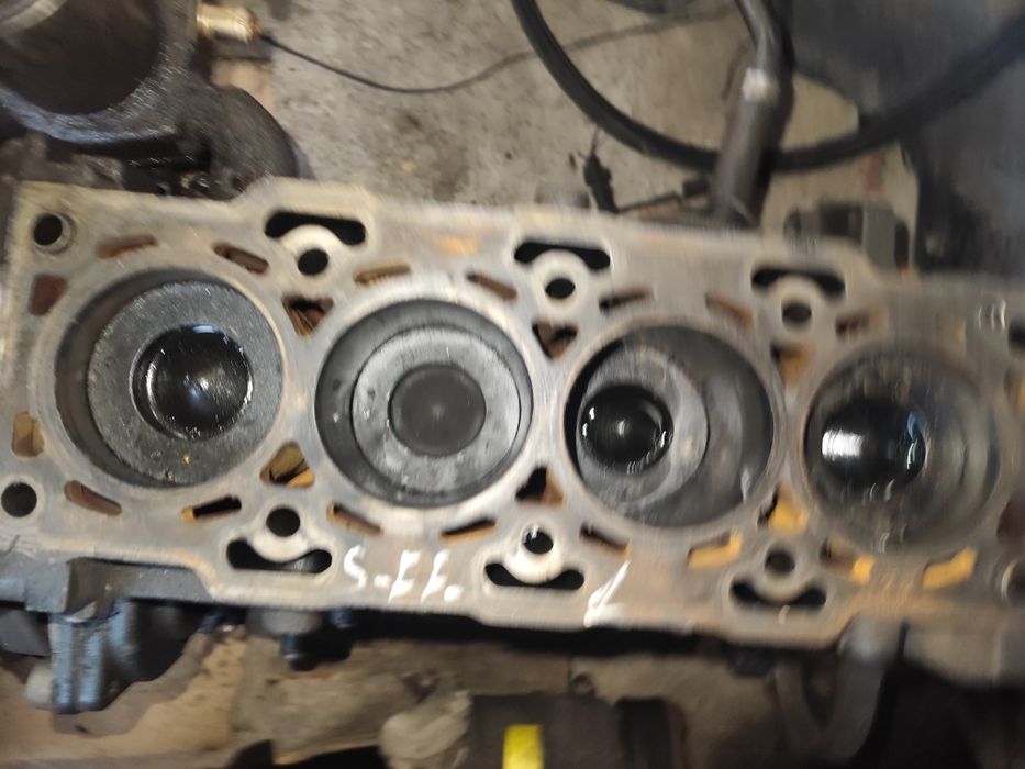 Двигател Santa fe 1-2003г-113кс-2.0