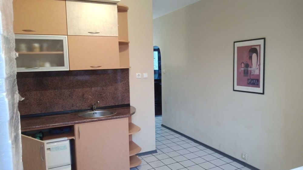 Дава се под наем Тристаен апартамент в София, Хиподрума - 84 кв.м за 628.32 € - Снимка #3
